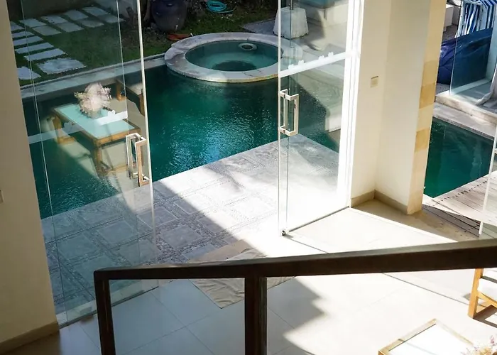 Kmea 4 Seminyak (Bali)
